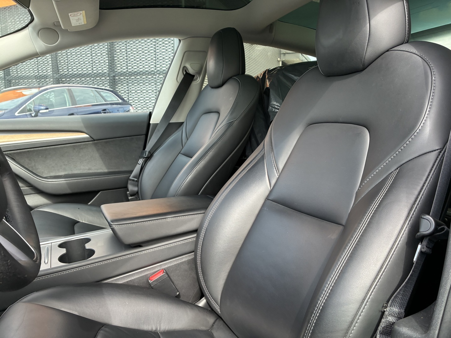 Tesla - Model 3 - Model 3 Long Range - Sedan