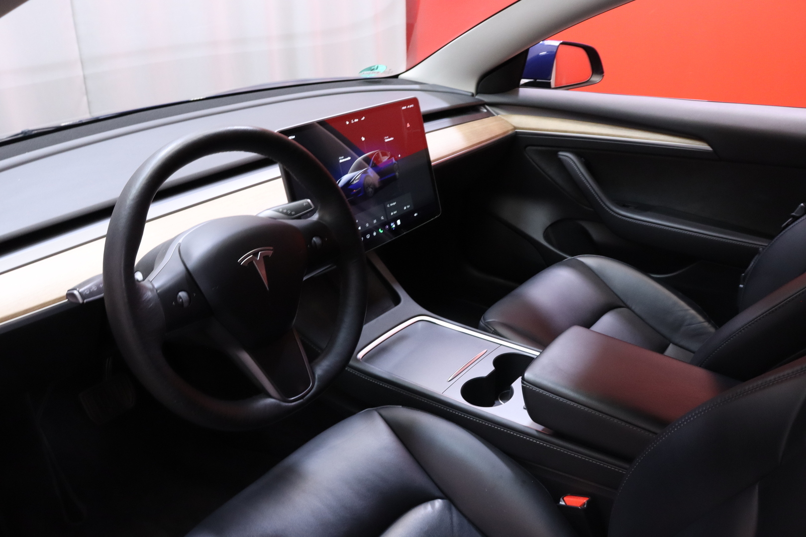 Tesla - Model 3 - Long Range // AMD Ryzen / ACC / Koukku / Deep Blue metallic / Ratinlämmitin / ACC / Panorama / Kamera / Lämpöpumppu // - Sedan