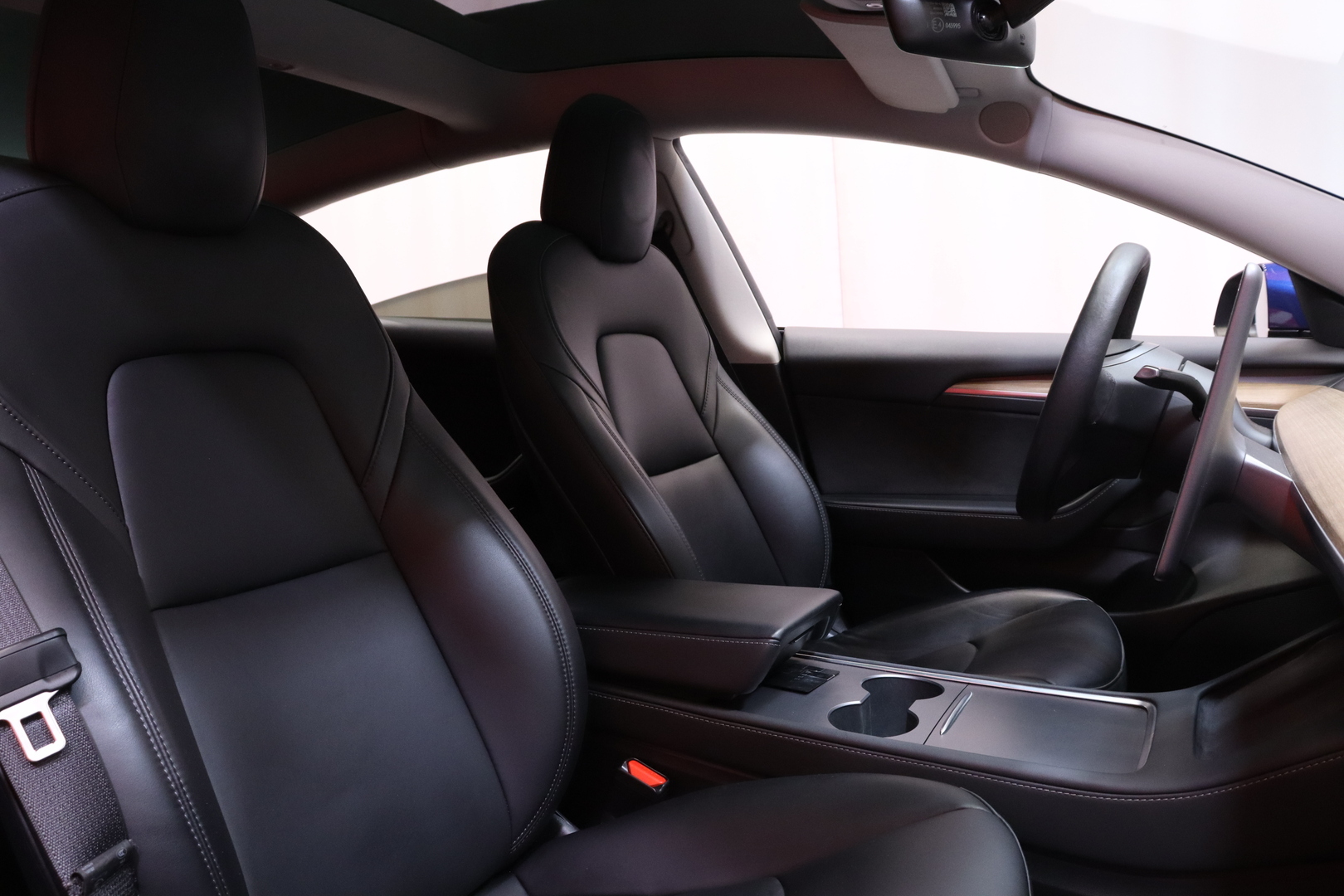 Tesla - Model 3 - Long Range // AMD Ryzen / ACC / Koukku / Deep Blue metallic / Ratinlämmitin / ACC / Panorama / Kamera / Lämpöpumppu // - Sedan