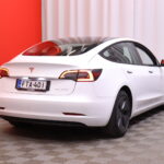 Tesla - Model 3 - Long Range - Sedan