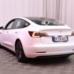 Tesla - Model 3 - Long Range - Sedan