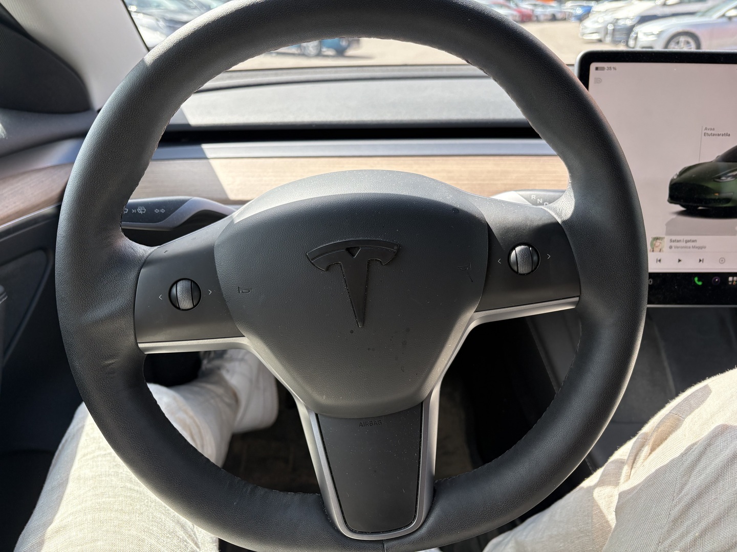 Tesla - Model 3 - Long Range - Sedan