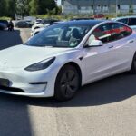 Tesla - Model 3 - Long Range - Sedan