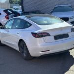 Tesla - Model 3 - Long Range - Sedan
