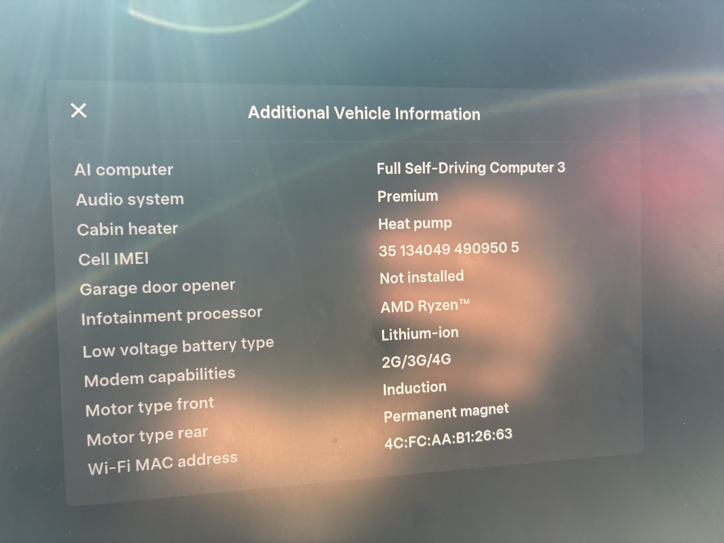 Tesla - Model 3 - Long Range - Sedan