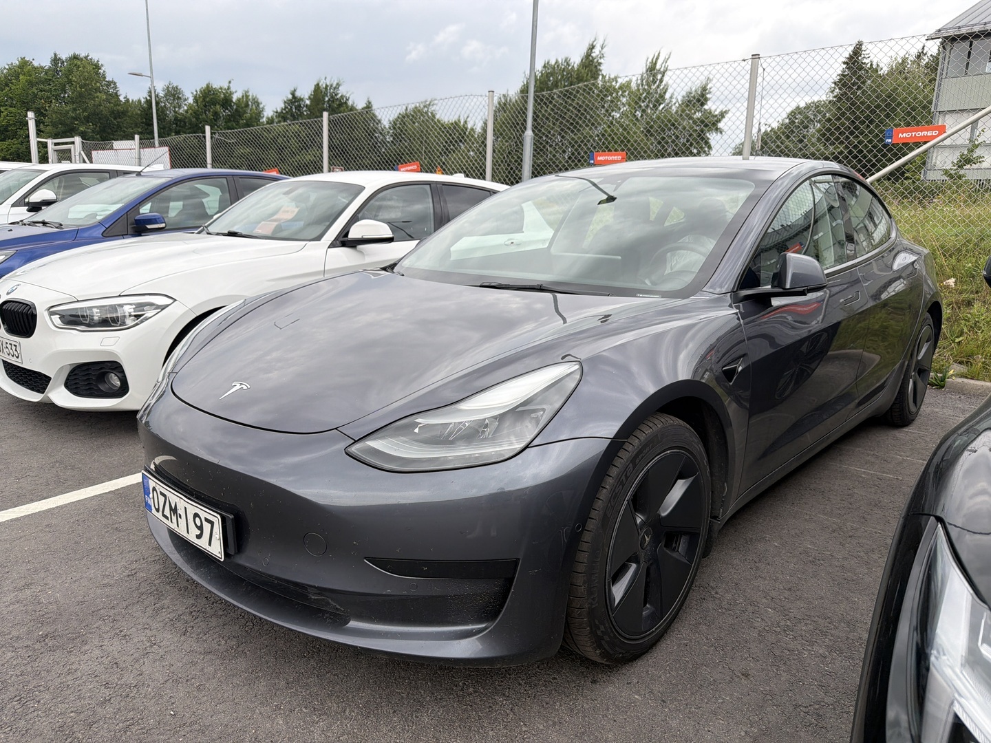 Tesla - Model 3 - Standard Range Plus - Sedan