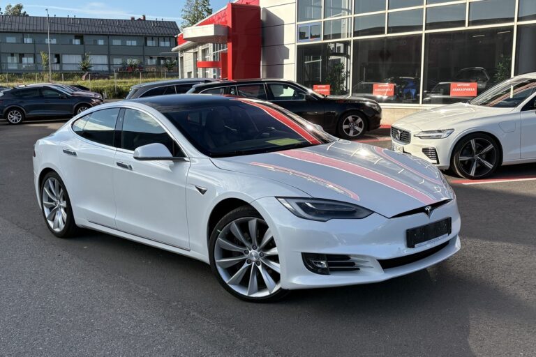 Tesla - Model S - Long Range AWD Raven - Sedan