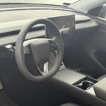 Tesla - Model Y - Long Range AWD Juniper / 1.om Suomi-auto / AMD Ryzen / Vetokoukku / Ilmastoidut nahat / 2xRenkaat&Vanteet /Premium audio - Maastoauto
