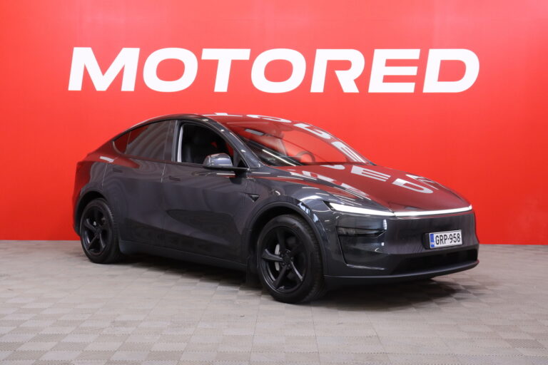 Tesla - Model Y - Long Range AWD Juniper / 1.om Suomi-auto / AMD Ryzen / Vetokoukku / Ilmastoidut nahat / 2xRenkaat&Vanteet /Premium audio - Maastoauto