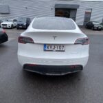 Tesla - Model Y - Long Range - Maastoauto