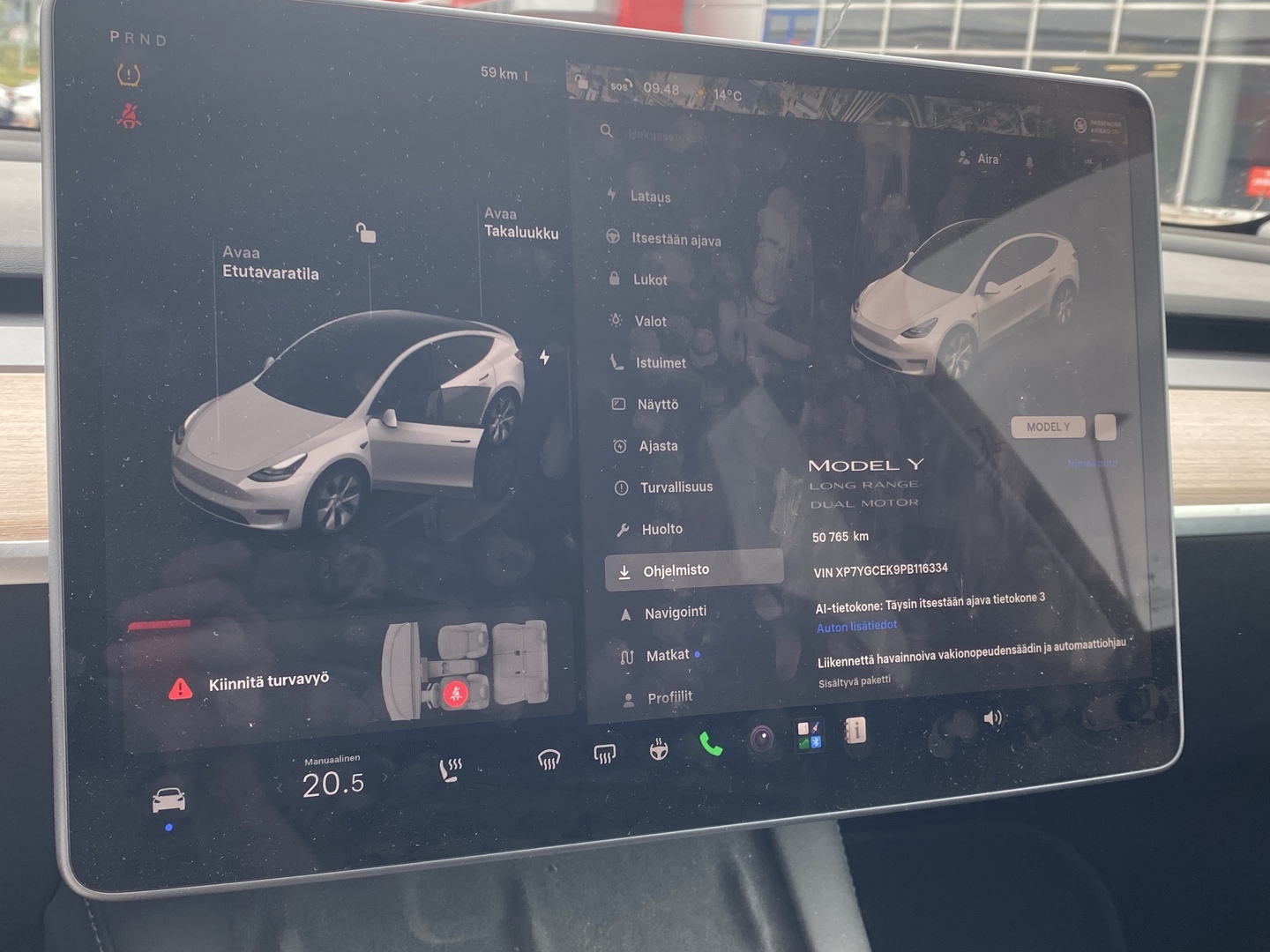 Tesla - Model Y - Long Range - Maastoauto