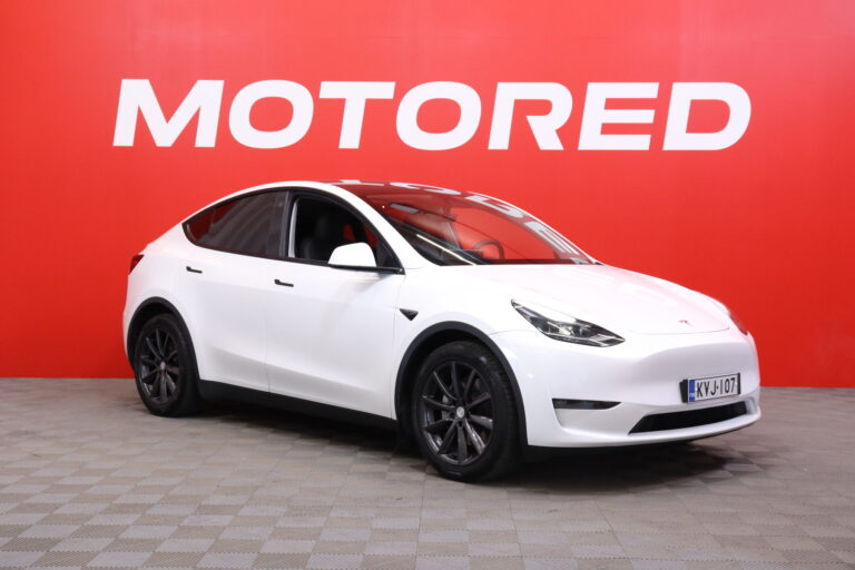 Tesla - Model Y - // Suomi-auto / Vetokoukku / lämpöpumppu / AMD Ryzen / - Maastoauto