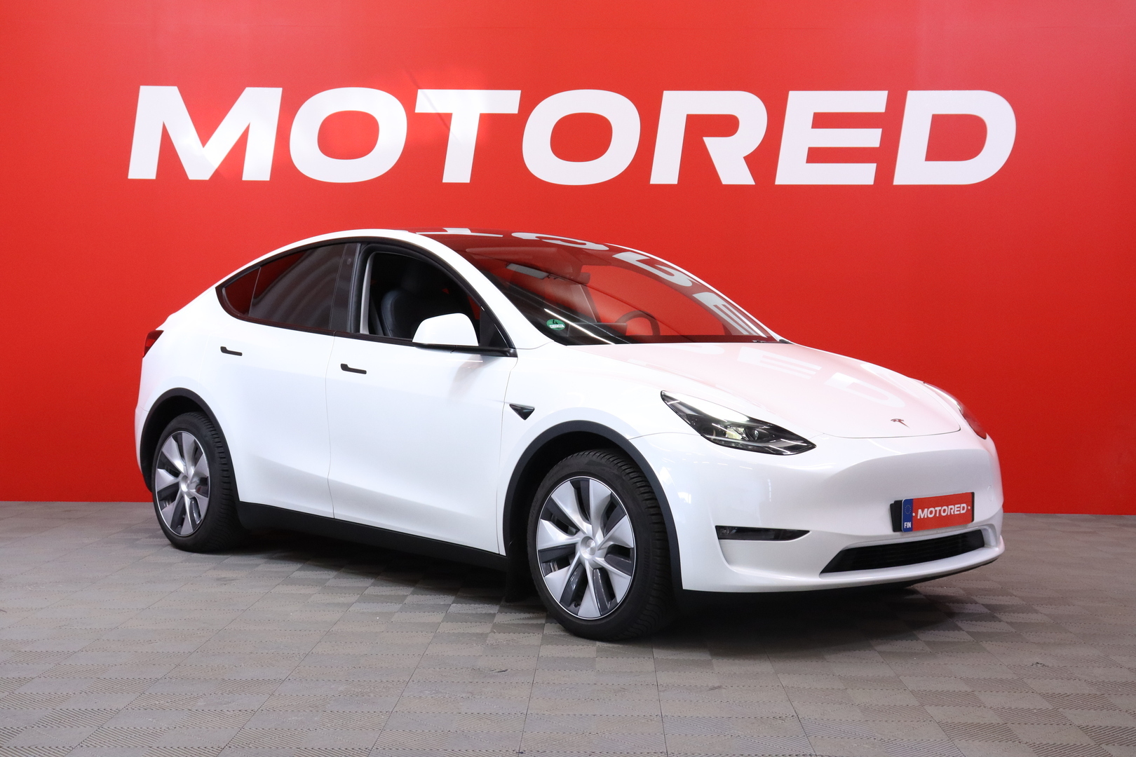 Tesla - Model Y - Long Range // AMD Ryzen / ACC / Autopilot / Premium Audio / Ilmalämpöpumppu / Navi / P. Kamera / Panorama / Nahkasisusta // - Maastoauto