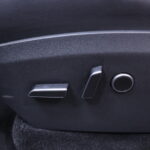 Tesla - Model Y - Long Range // Suomi-auto / AMD Ryzen / ACC / Autopilot / Premium Audio / ILP / Navi / Kamera / Panorama / Nahkasisusta - Maastoauto