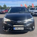 Toyota - Avensis - Touring Sports 2,0 D-4D Business - Farmari