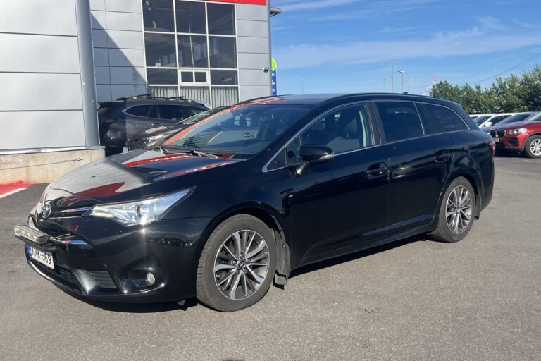 Toyota - Avensis - Touring Sports 2,0 D-4D Business - Farmari