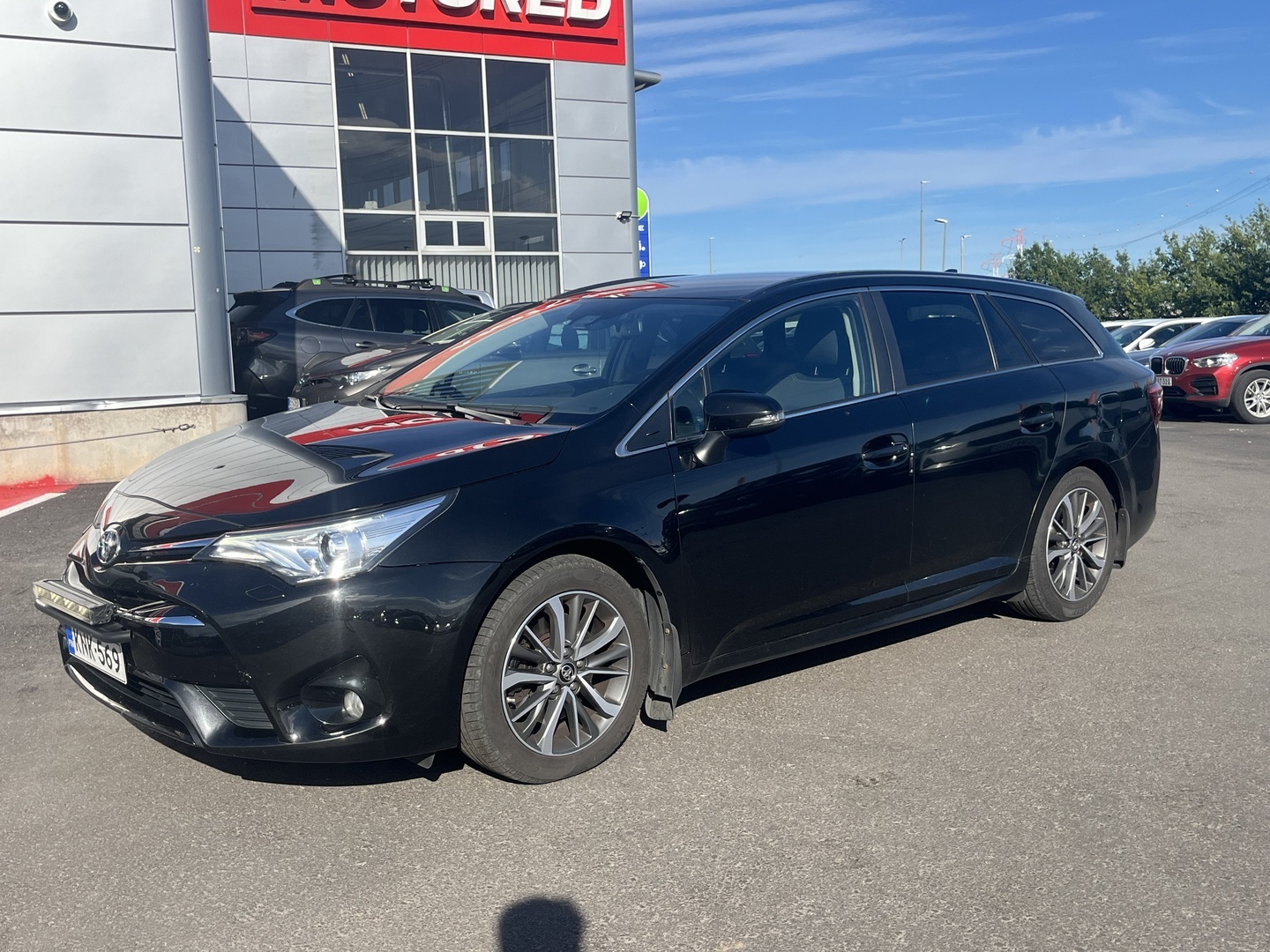 Toyota - Avensis - Touring Sports 2,0 D-4D Business - Farmari