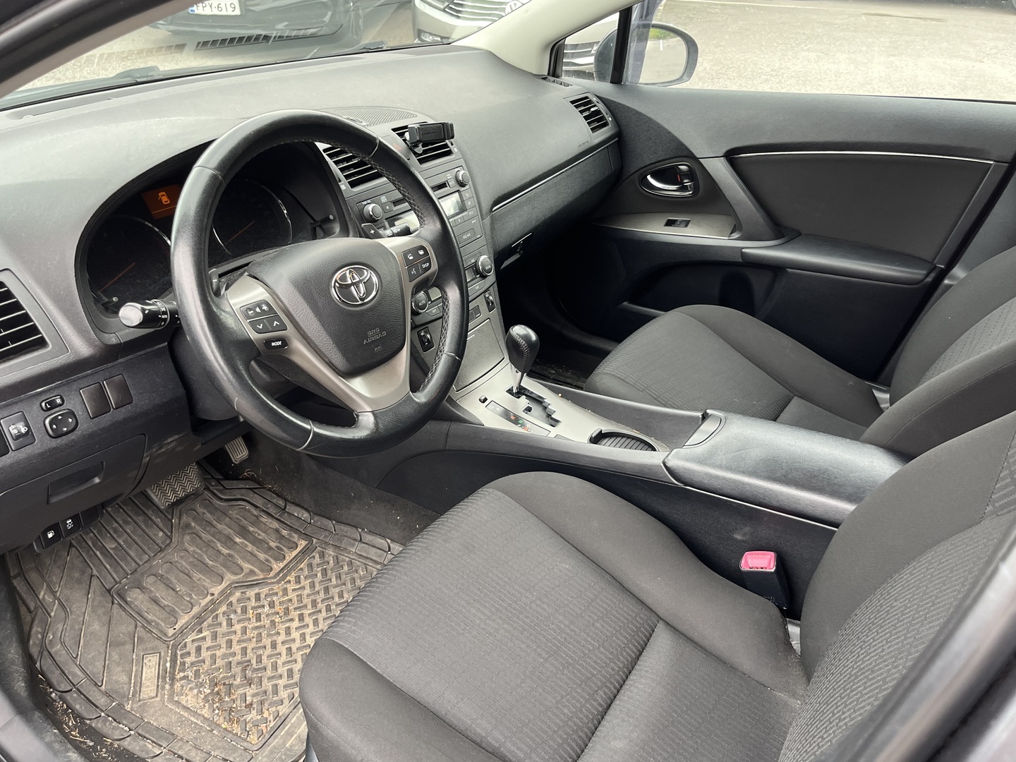 Toyota - Avensis - AVENSIS Monikäyttöajoneuvo (AF) 4ov 1987cm3 - Tila-auto