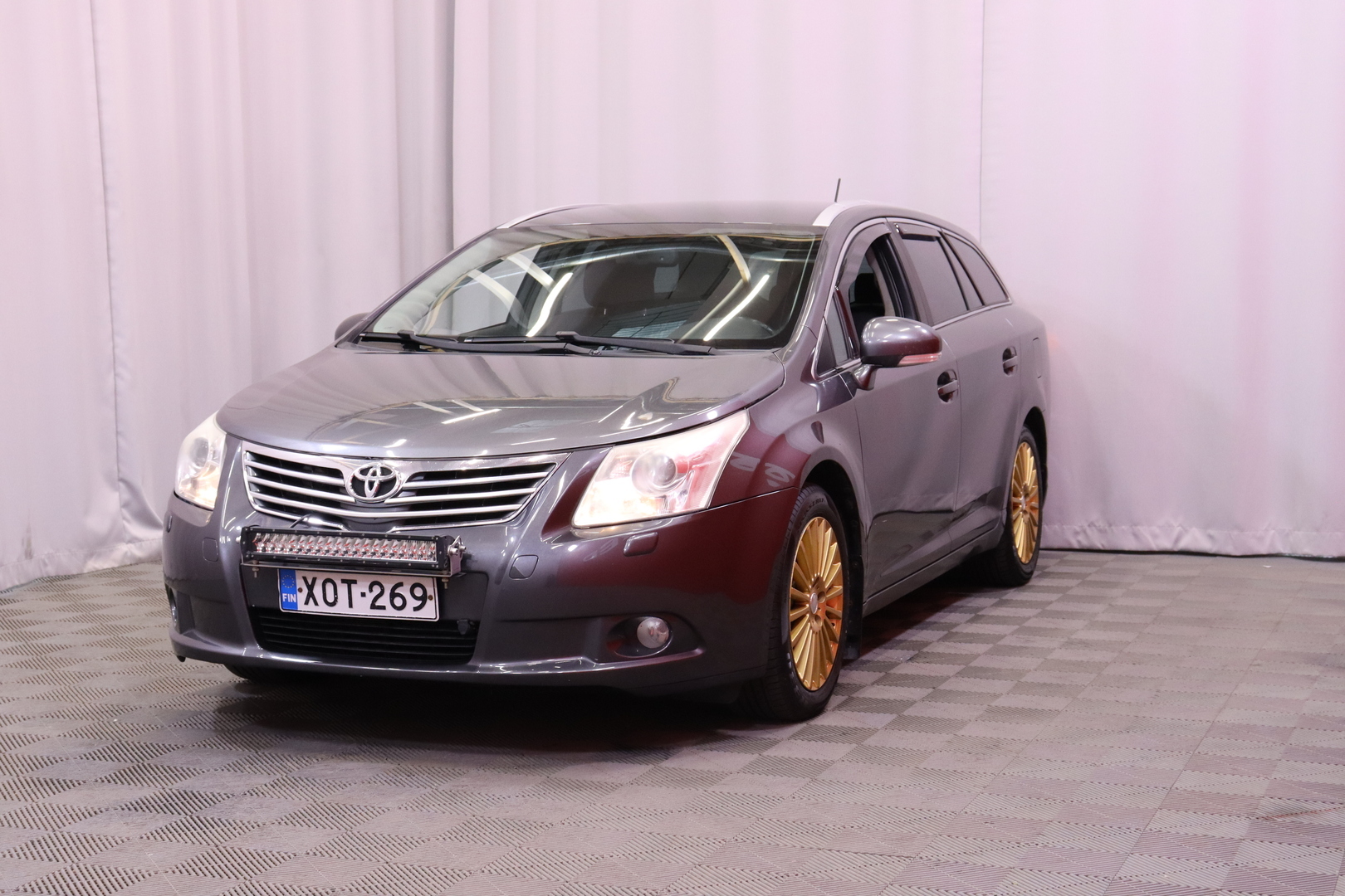 Toyota - Avensis - AVENSIS Monikäyttöajoneuvo (AF) 4ov 1987cm3 - Tila-auto