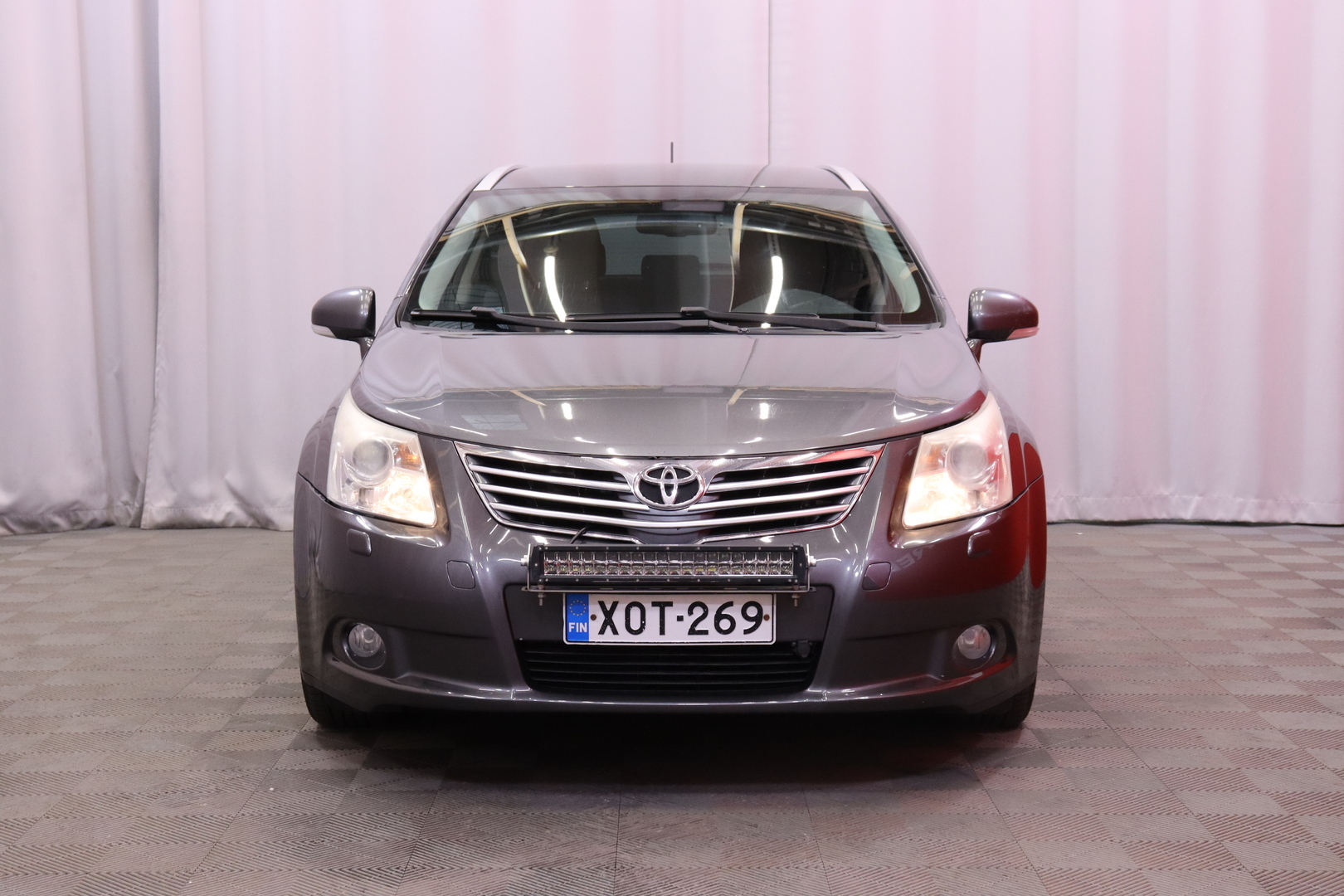 Toyota - Avensis - AVENSIS Monikäyttöajoneuvo (AF) 4ov 1987cm3 - Tila-auto