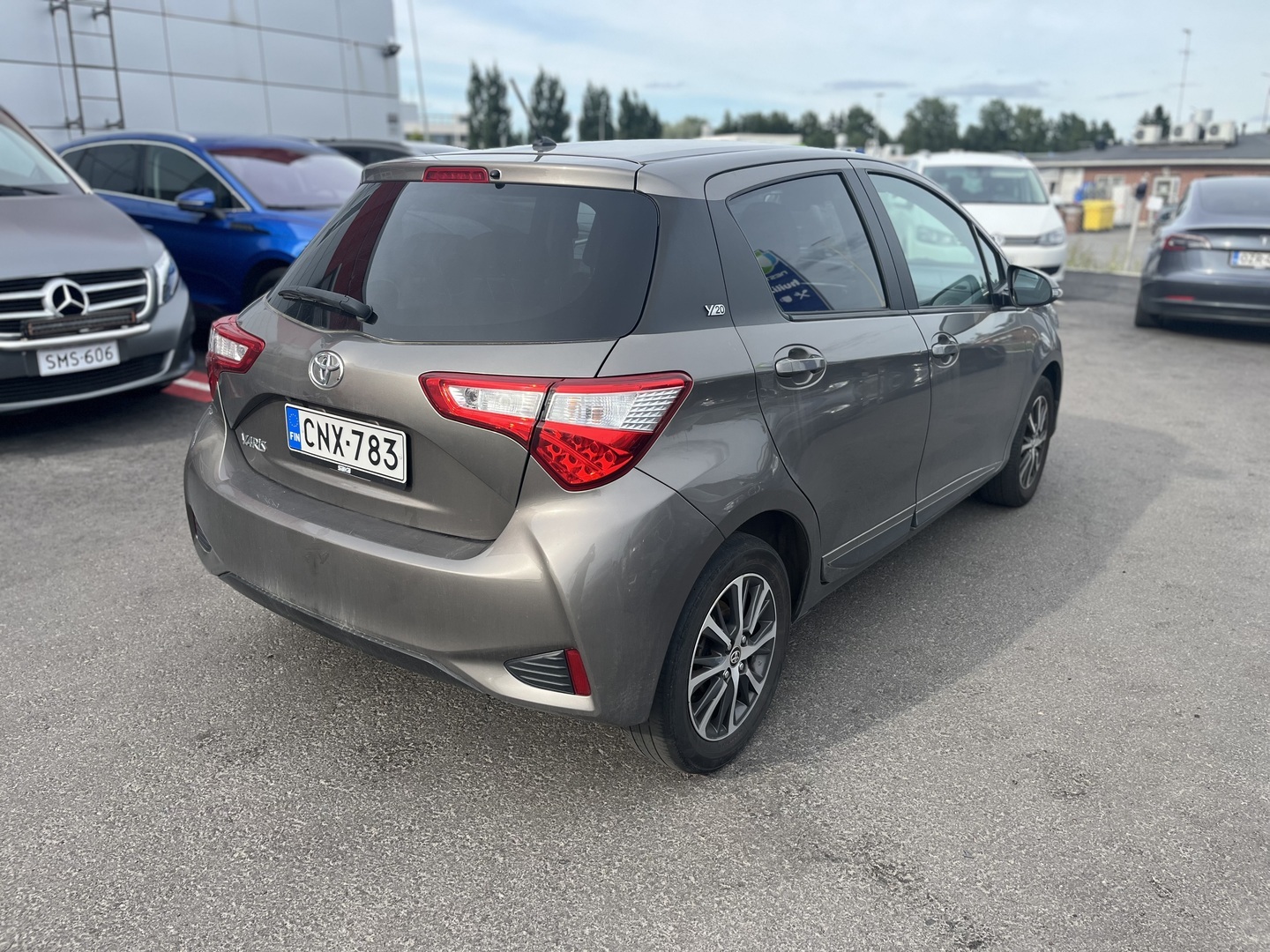 Toyota - Yaris - 1,5 Dual VVT-i Y20 Edition 5ov Multidrive S - Viistoperä