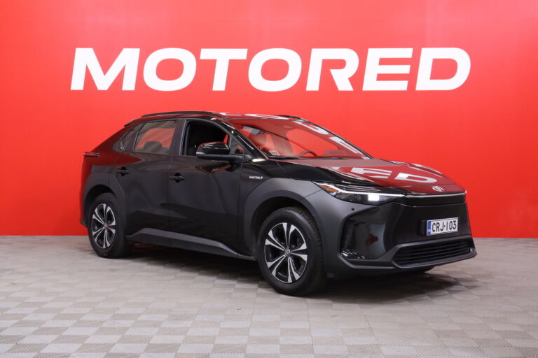 Toyota - bZ4X - Active AWD // Suomi-auto / 11kw lataus /  LED / Adapt.vakkari / Kamera / Tutkat / Merkkihuollot // - Maastoauto
