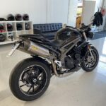 Triumph - SPEED TRIPLE - 1050 S // Juuri saapunut! / Suomipyörä / Huoltokirja / Arrow // - Moottoripyörä