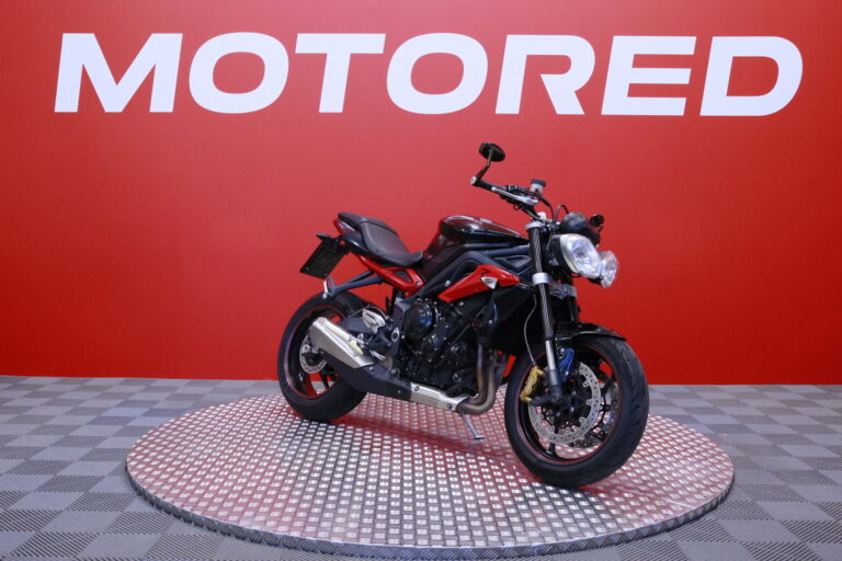 Triumph - STREET TRIPLE - 675R // Juuri saapunut! / Siistikuntoinen / Huoltokirja // - Moottoripyörä