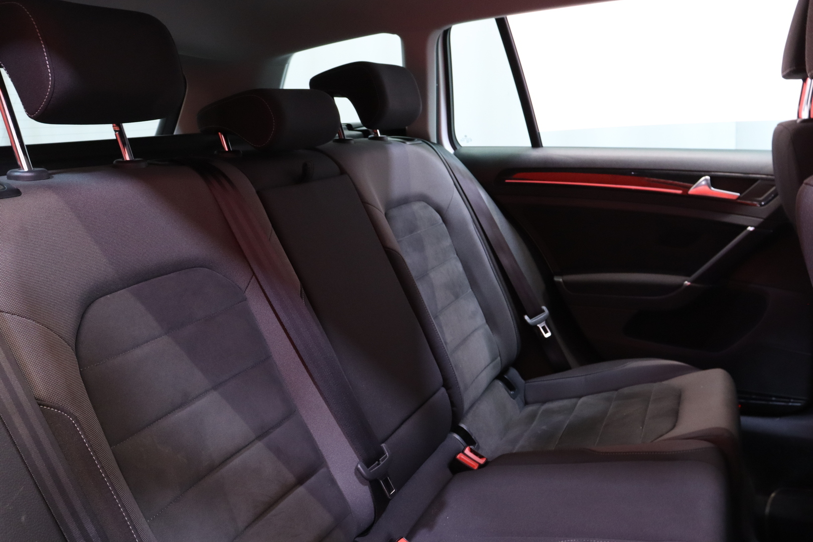 Volkswagen - Golf - Variant Highline 1,4 TSI 92 kW (125 hv) DSG-automaatti // Suomi-auto / Navi / Keyless / Bluetooth / Kamera // - Farmari