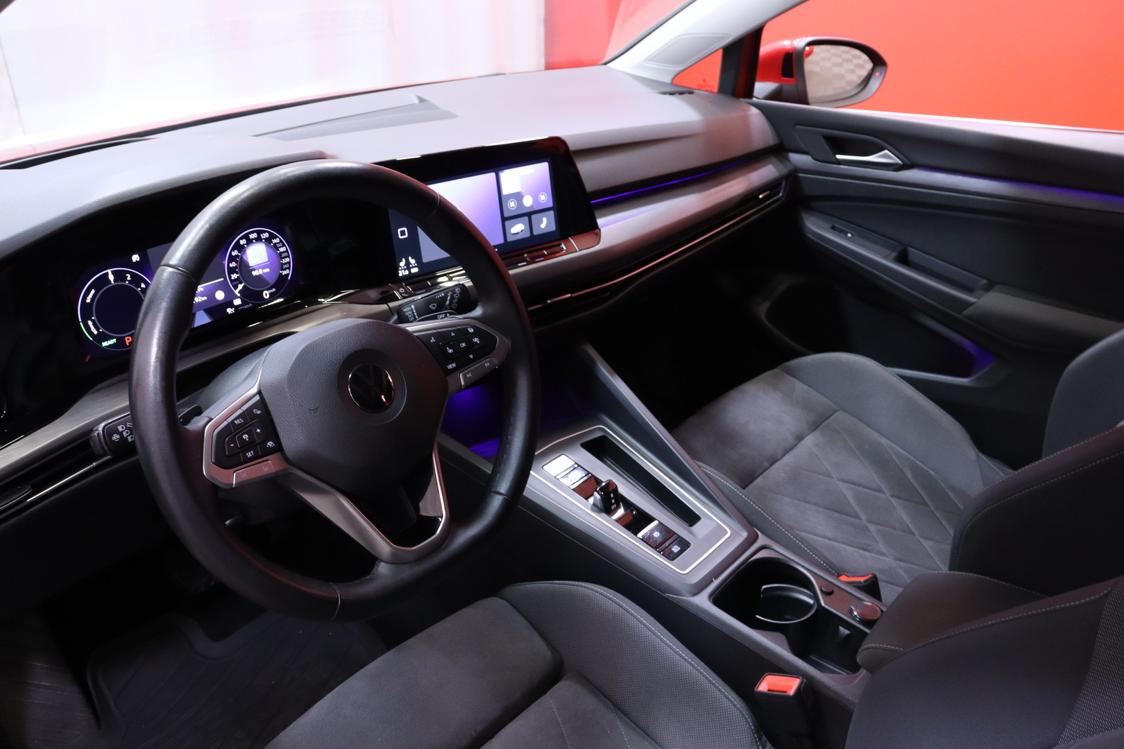 Volkswagen - Golf - Style eHybrid 150 kW (PHEV) DSG-automaatti // ACC / Matrix / Ambient / Keyless // - Viistoperä