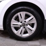 Volkswagen - Golf - // Suomi-auto / Webasto / ACC / Kamera / Keyless / Ambient / - Viistoperä