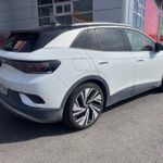 Volkswagen - ID.4 - Pro Performance 1ST Max 150 kW, akku 77 kWh // Matrix / Hieronta / HUD / 360° / Panorama / Koukku // - Maastoauto