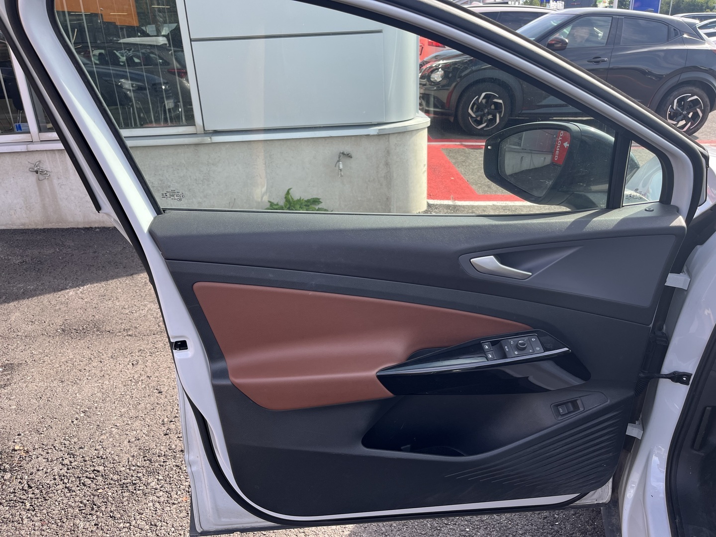 Volkswagen - ID.4 - Pro Performance 1ST Max 150 kW, akku 77 kWh // Matrix / Hieronta / HUD / 360° / Panorama / Koukku // - Maastoauto