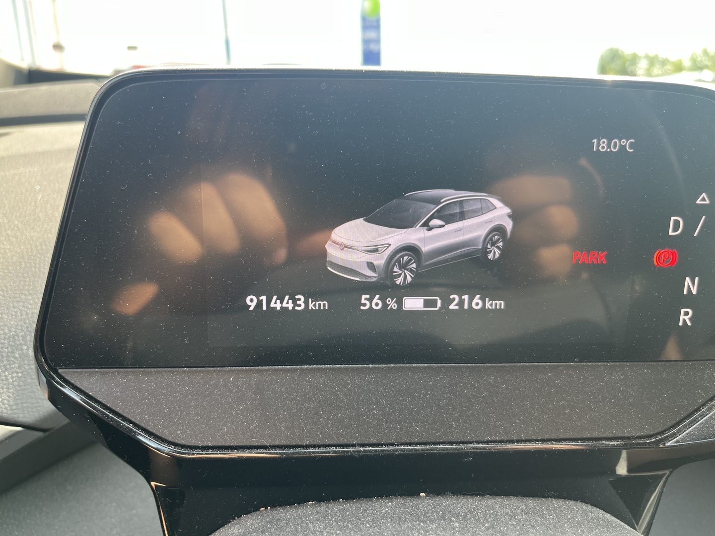 Volkswagen - ID.4 - Pro Performance 1ST Max 150 kW, akku 77 kWh // Matrix / Hieronta / HUD / 360° / Panorama / Koukku // - Maastoauto
