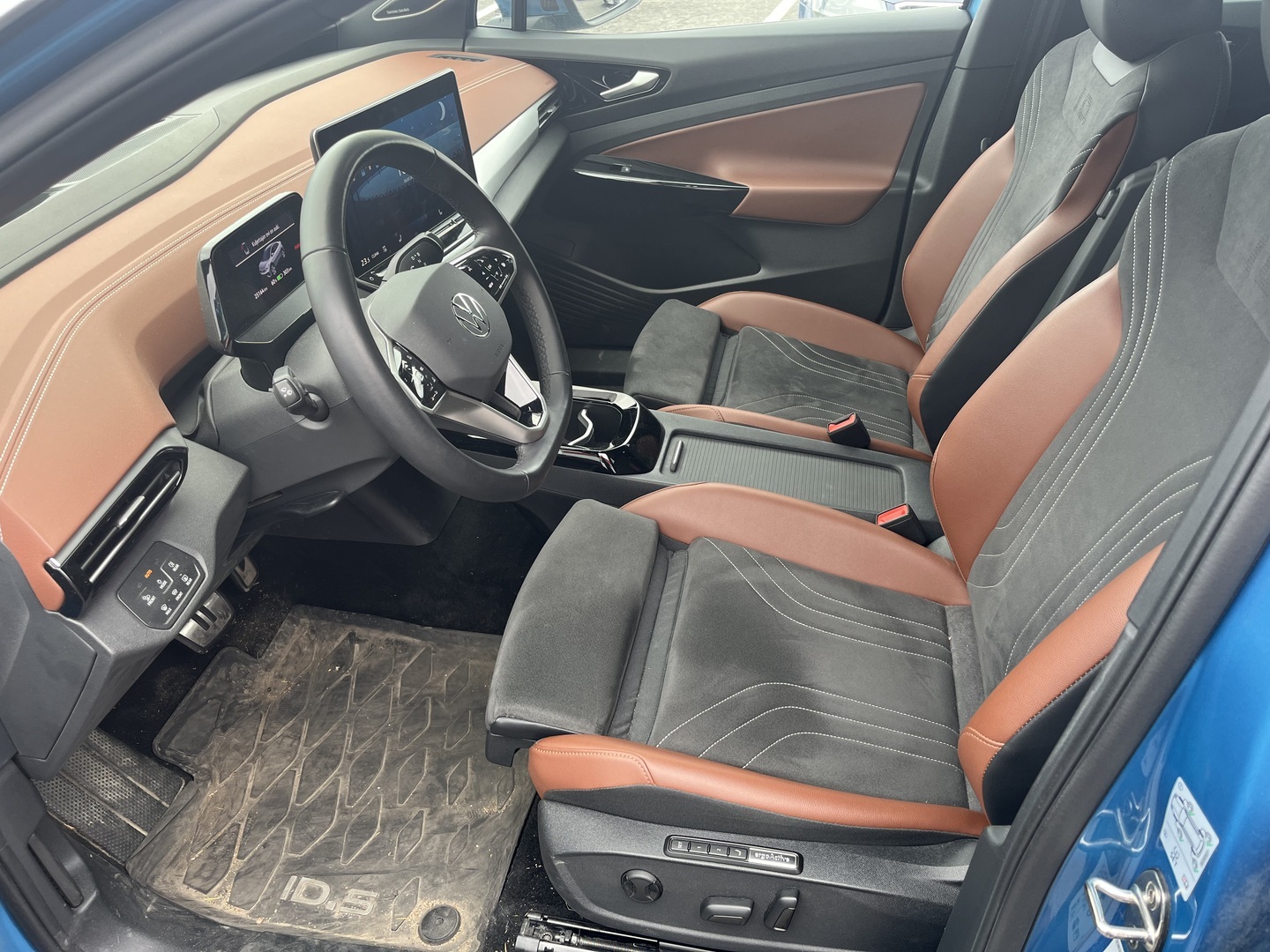 Volkswagen - ID.5 - ID.5 PRO 210KW Farmari (AC) 5ov A - Farmari
