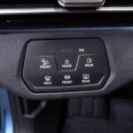 Volkswagen - ID.5 - Pro Business 210 kW, akku 77 kWh // Matrix / 360° / Vetokoukku / Ambient / Harman/Kardon // - Maastoauto