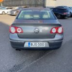 Volkswagen - Passat - 4D PASSAT SEDAN 2.0FSI-3C/271 - Sedan