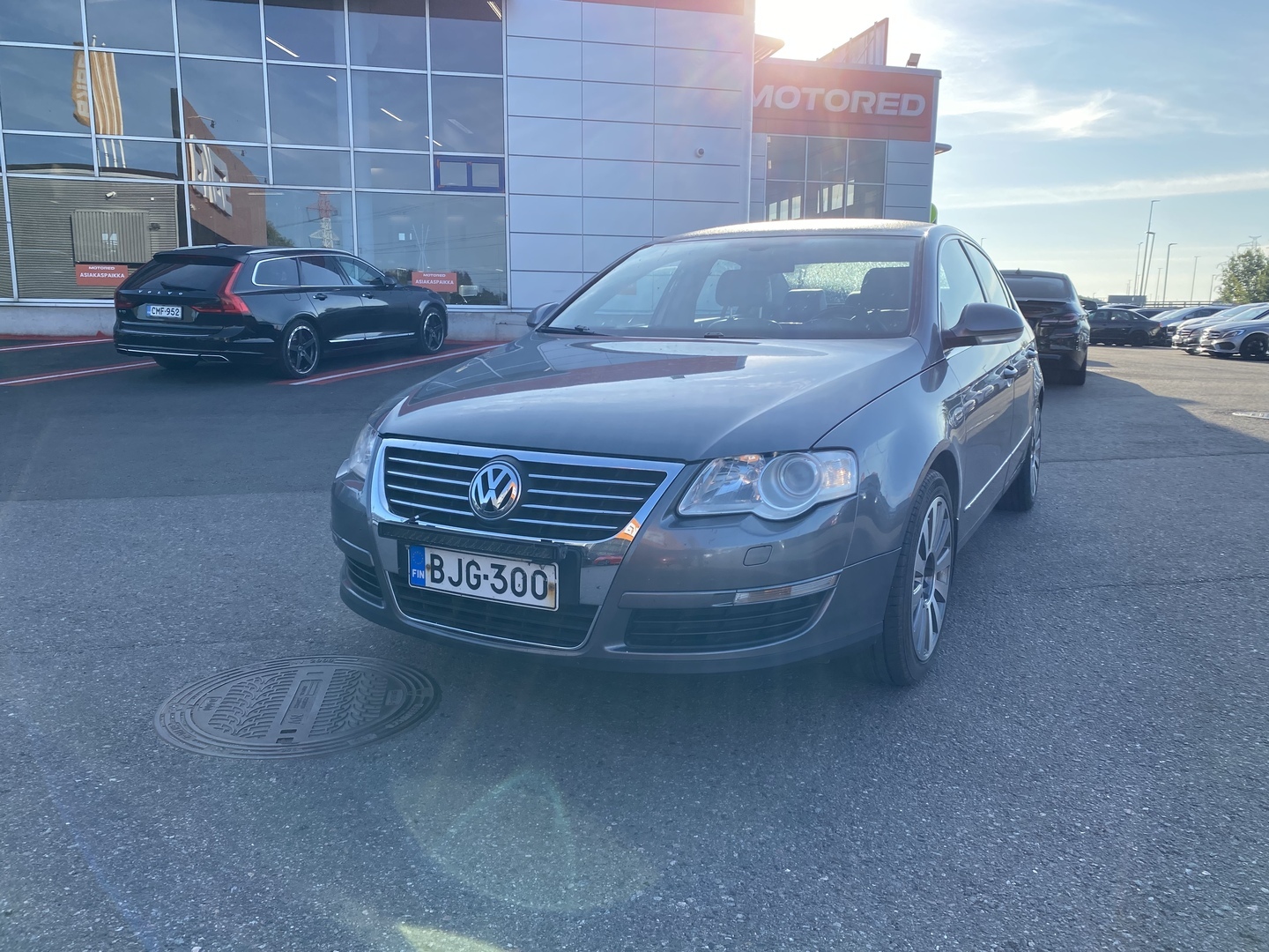 Volkswagen - Passat - 4D PASSAT SEDAN 2.0FSI-3C/271 - Sedan