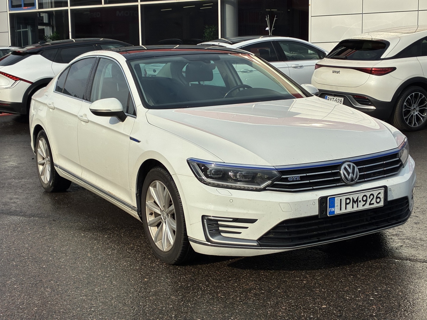 Volkswagen - Passat - Sedan GTE Plug-In Hybrid 160 kW (218 hv) DSG-automaatti - Sedan