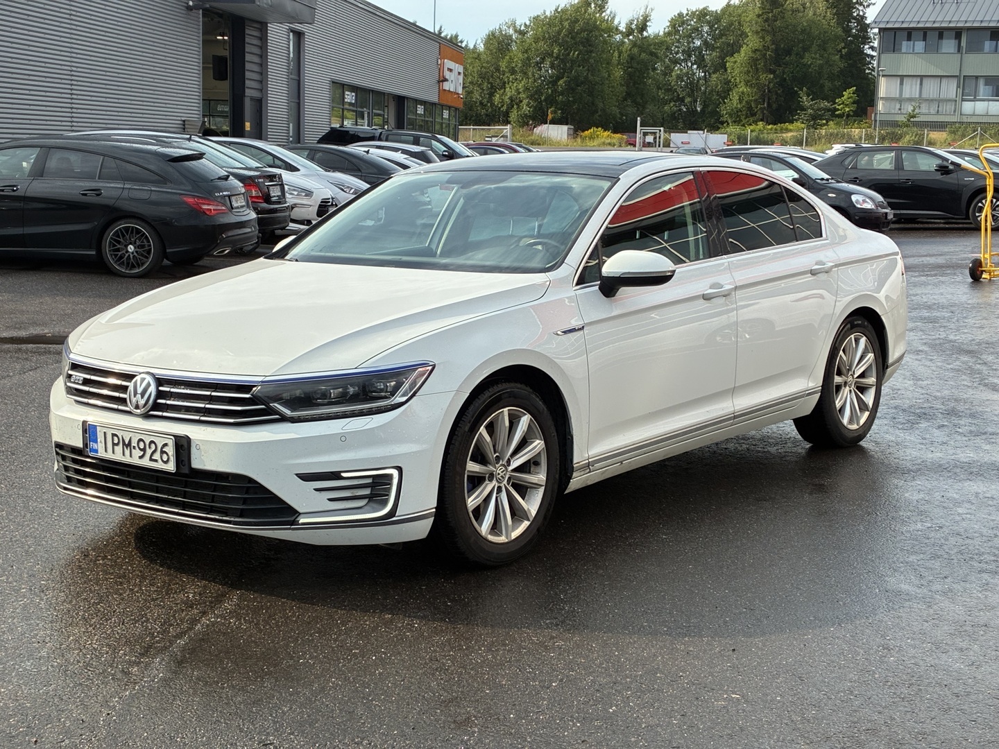 Volkswagen - Passat - Sedan GTE Plug-In Hybrid 160 kW (218 hv) DSG-automaatti - Sedan
