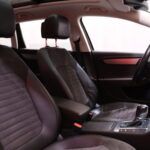 Volkswagen - Passat - Variant Highline 1,6 TDI 77 kW (105 hv) BlueMotion Technology DSG-automaatti // Webasto / Koukku / Navi / Panorama // - Farmari