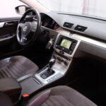 Volkswagen - Passat - Variant Highline 1,6 TDI 77 kW (105 hv) BlueMotion Technology DSG-automaatti // Webasto / Koukku / Navi / Panorama // - Farmari