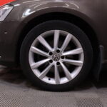 Volkswagen - Passat - Variant Highline 1,6 TDI 77 kW (105 hv) BlueMotion Technology DSG-automaatti // Webasto / Koukku / Navi / Panorama // - Farmari