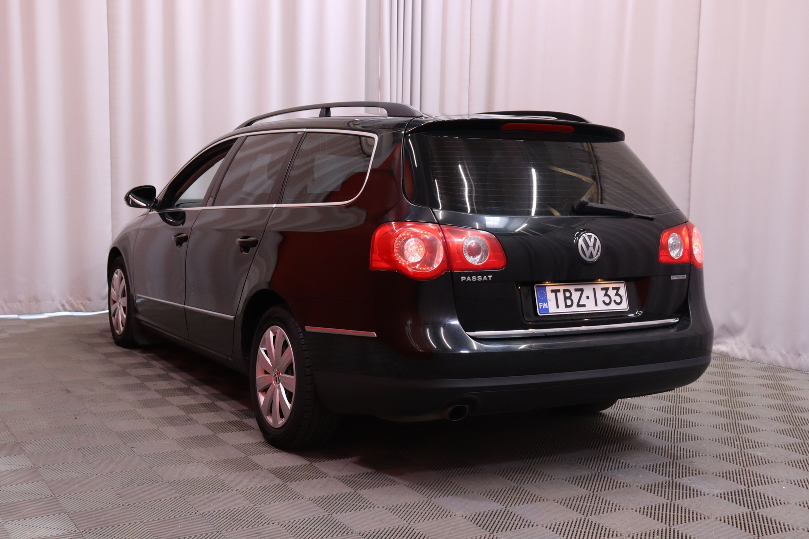 Volkswagen - Passat - Variant Comfortline 1,4 TSI 90 kW (122 hv) DSG-automaatti BlueMotion Technology - Farmari