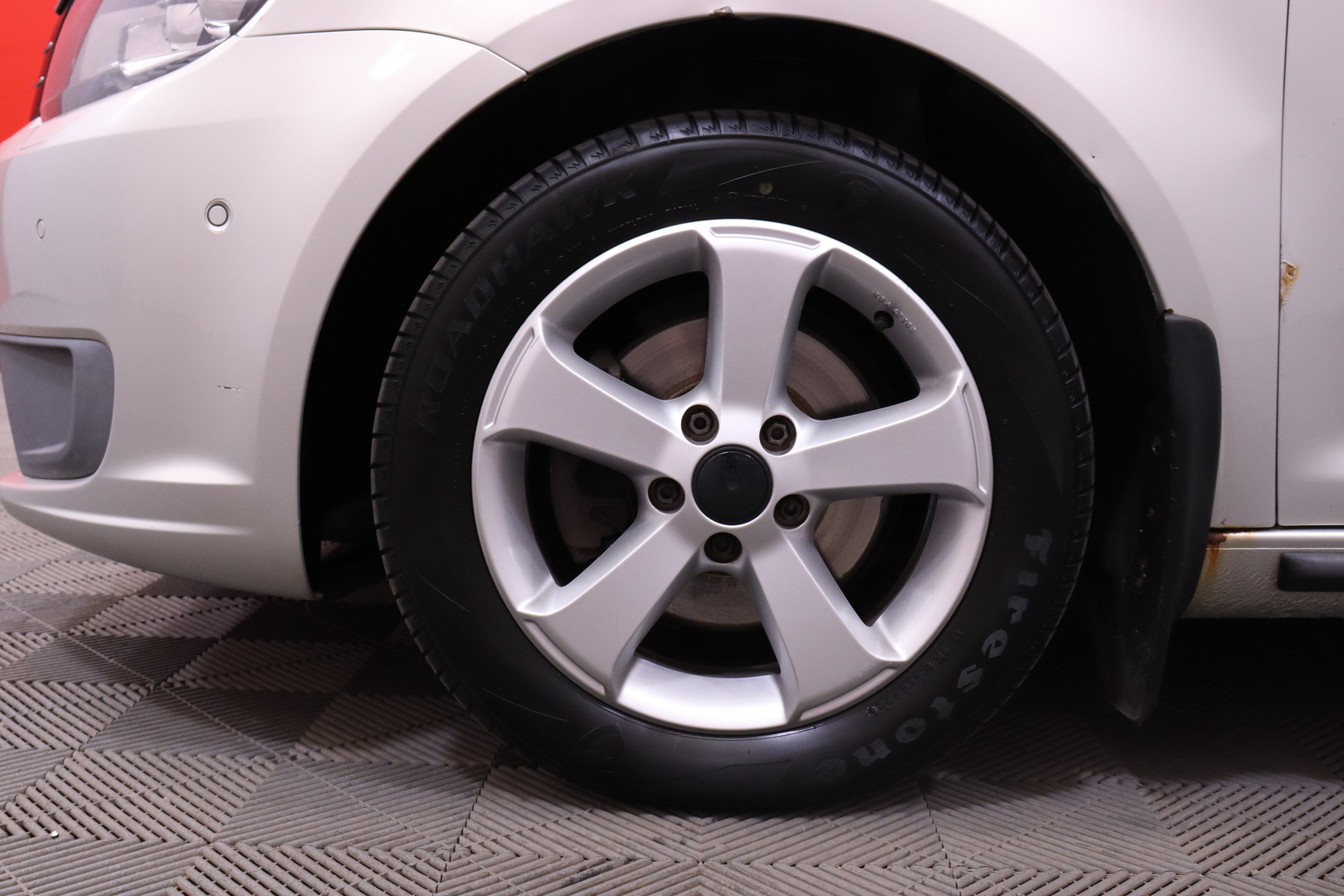Volkswagen - Touran - Comfortline 1,4 TSI 103 kW (140 hv) DSG-automaatti // Webasto / Radio / P.tutka / Vakkari // - Tila-auto