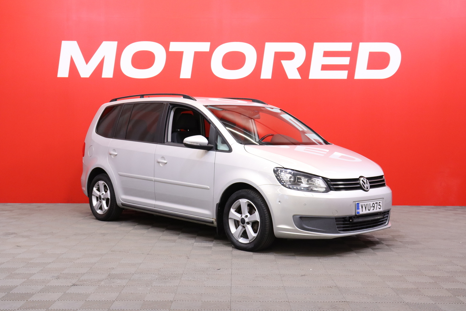 Volkswagen - Touran - Comfortline 1,4 TSI 103 kW (140 hv) DSG-automaatti // Webasto / Radio / P.tutka / Vakkari // - Tila-auto