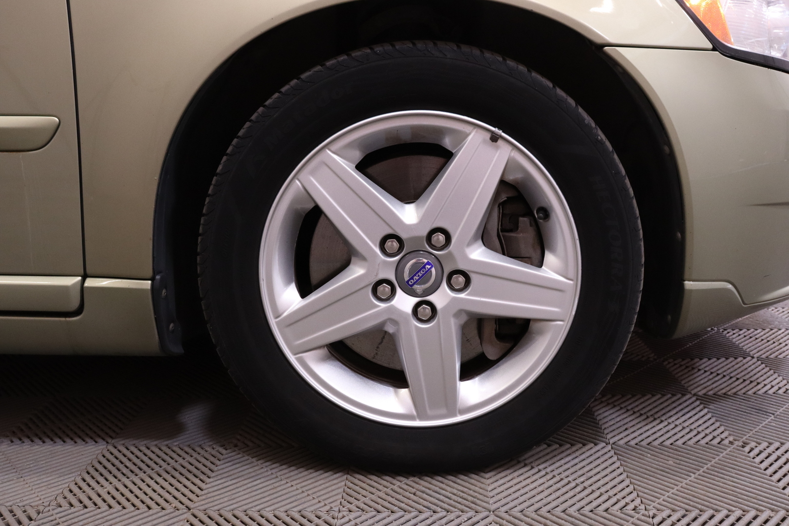 Volvo - V50 - 2,0D Summum aut // Webasto / Nahkaverhoilu / Radio / Autom.ilmastointi // - Farmari