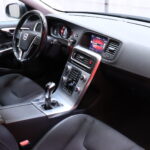 Volvo - V60 - D3 Momentum // Webasto / Vakkari / Kattoluukku / Juuri saapunut! // - Farmari