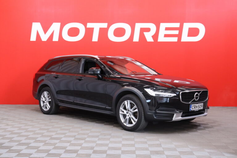 Volvo - V90 Cross Country - D4 AWD Plus aut / Webasto / ACC / H&K / Koukku / Kamera / VOC / - Farmari