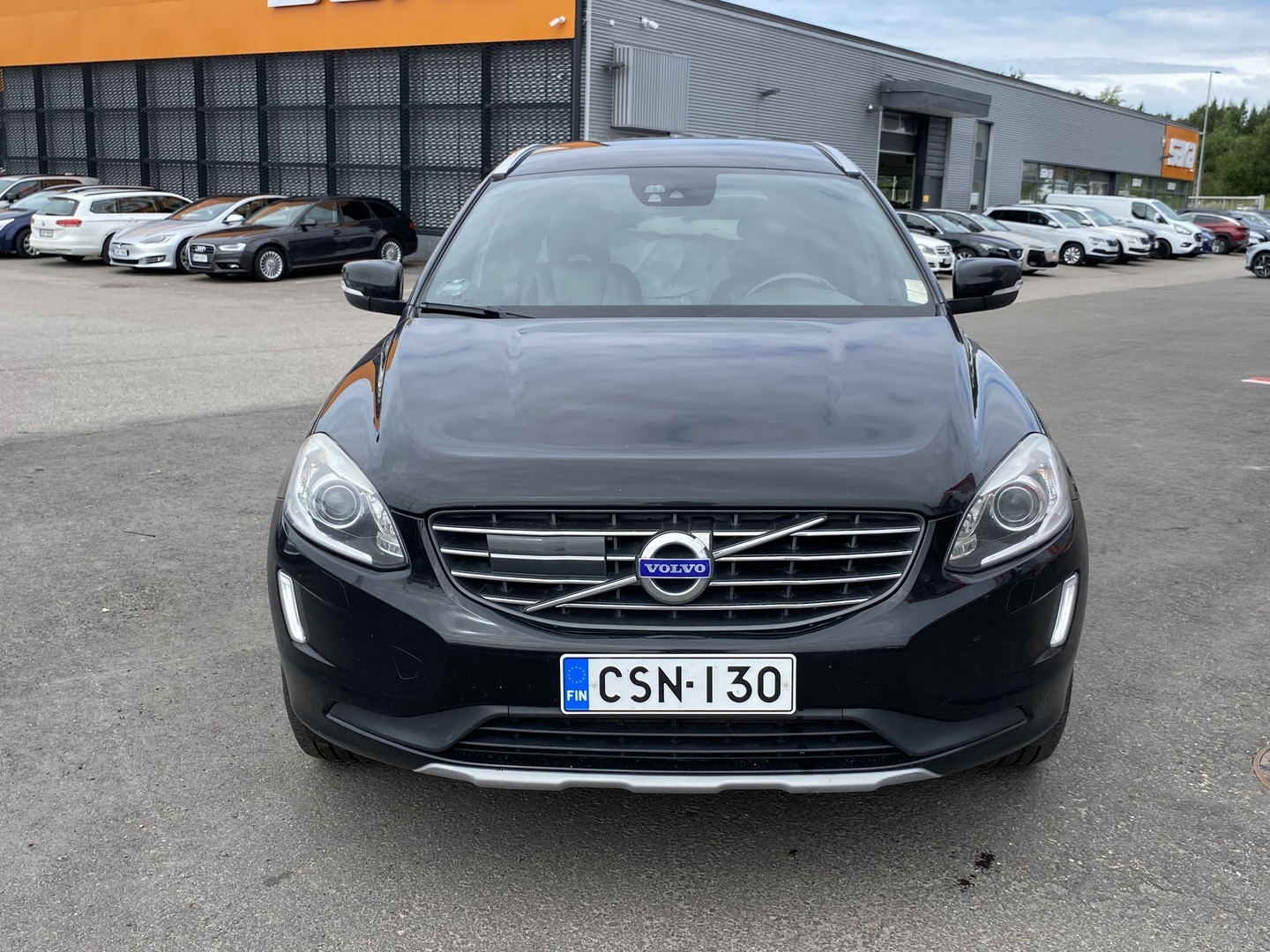 Volvo - XC60 - XC60 Farmari (AC) 4ov 2400cm3 A - Farmari